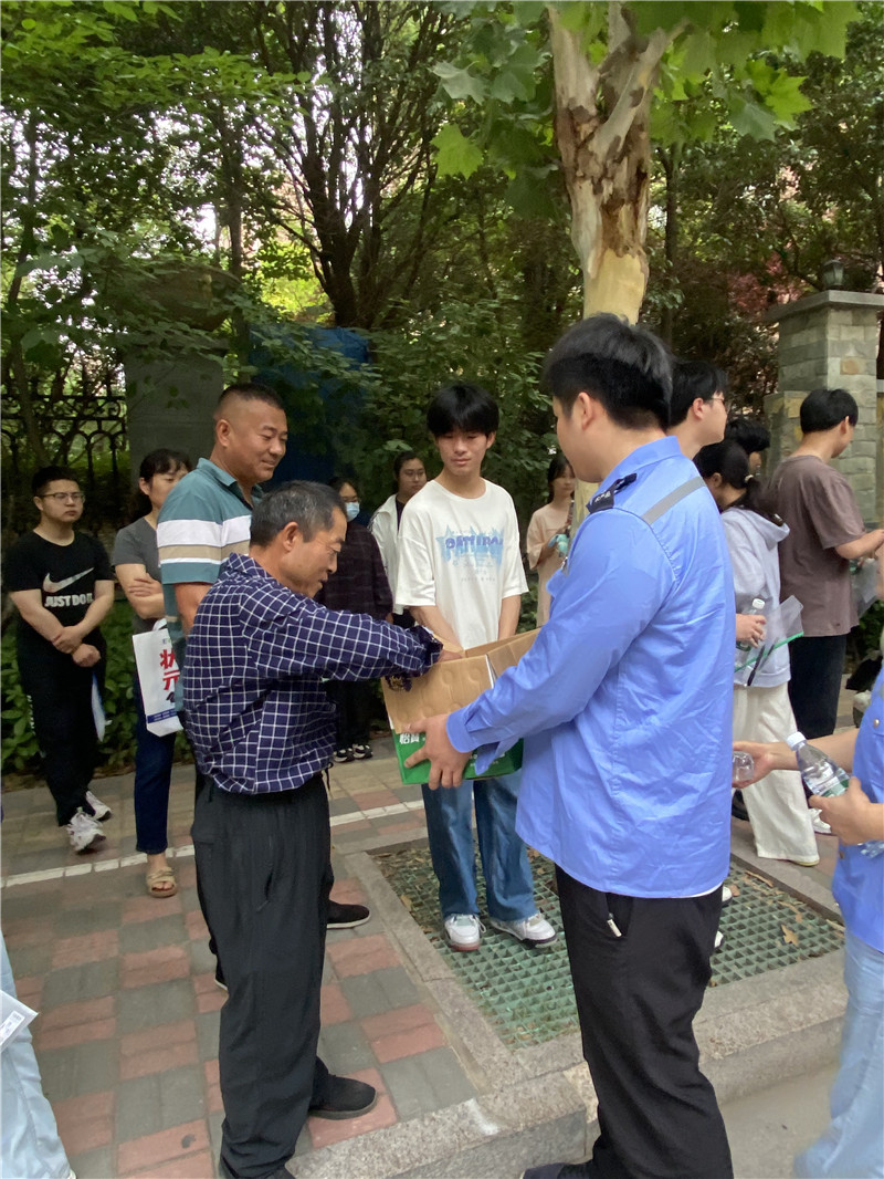 ����Ǯ������